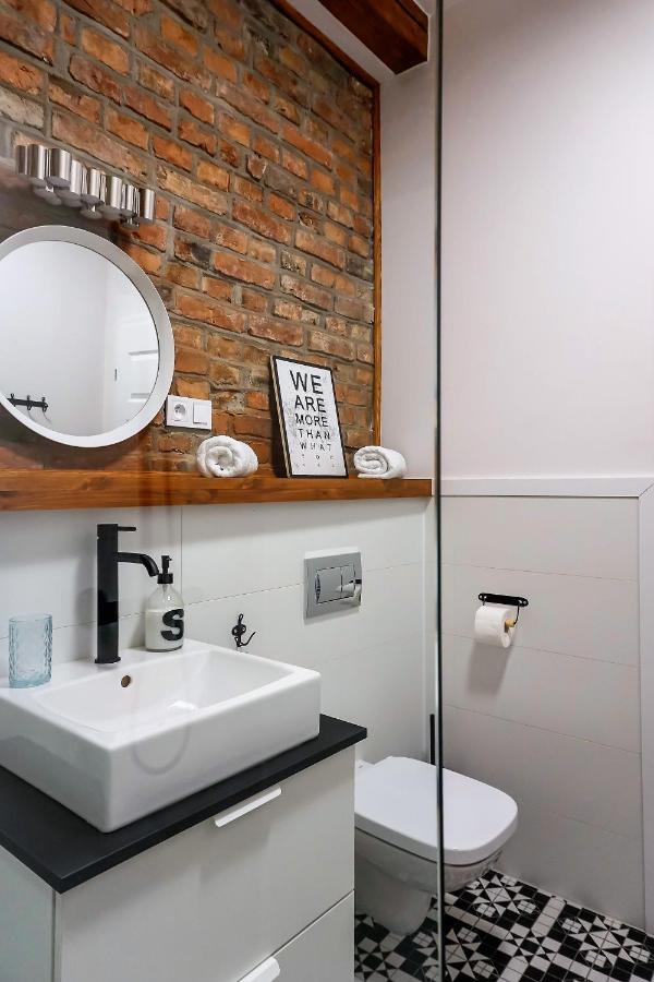 Apartamenty Torunskie Pod Krzywa Wieza Buitenkant foto
